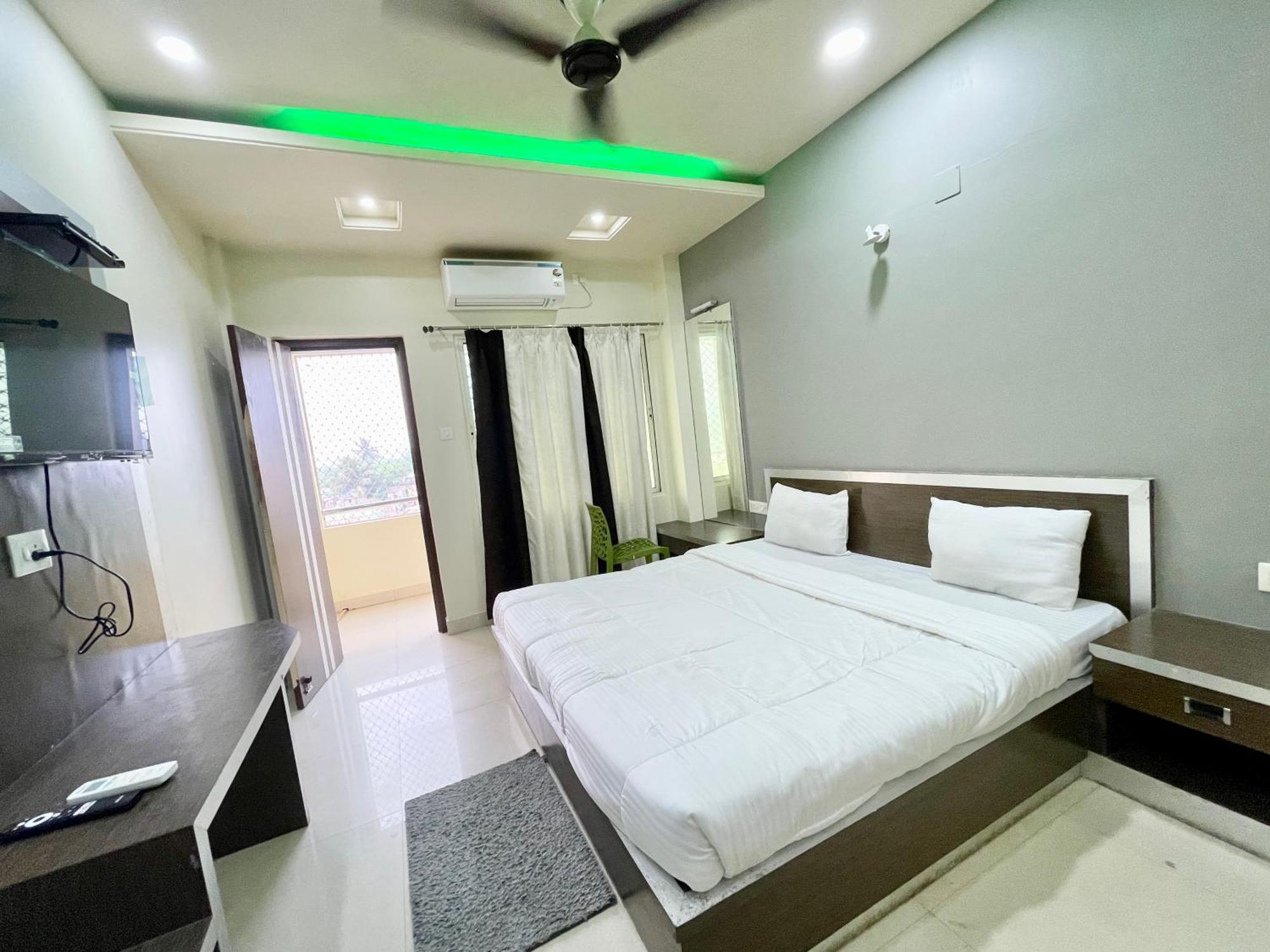 Hotel Trends In Puri Eksteriør bilde