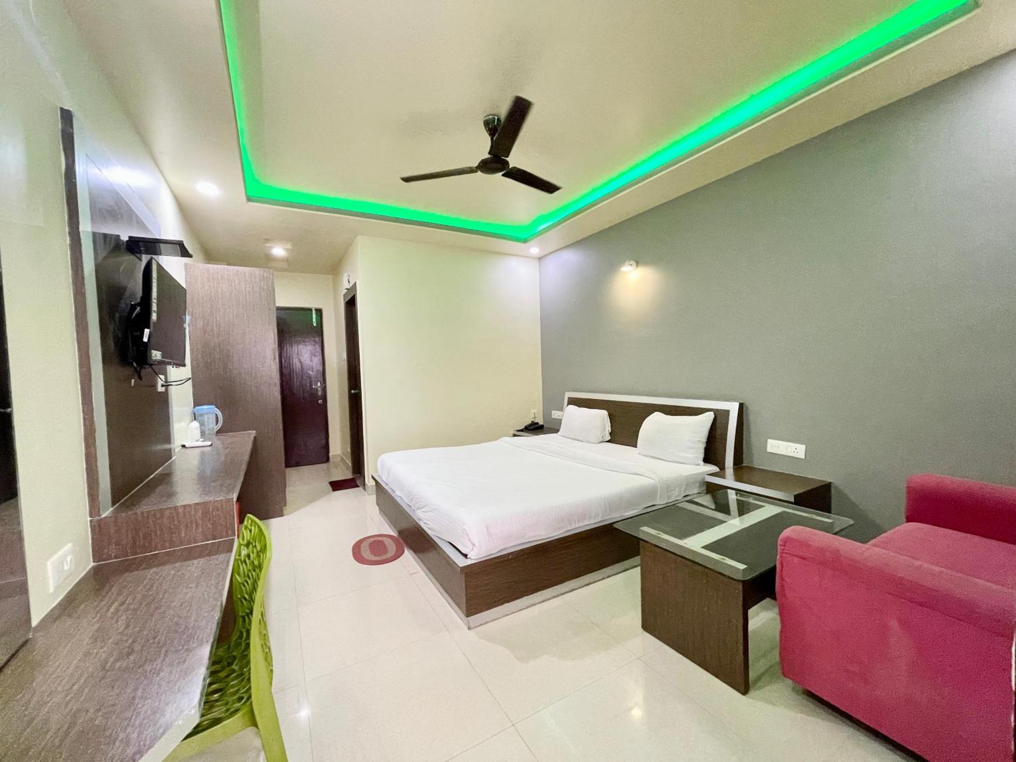 Hotel Trends In Puri Eksteriør bilde