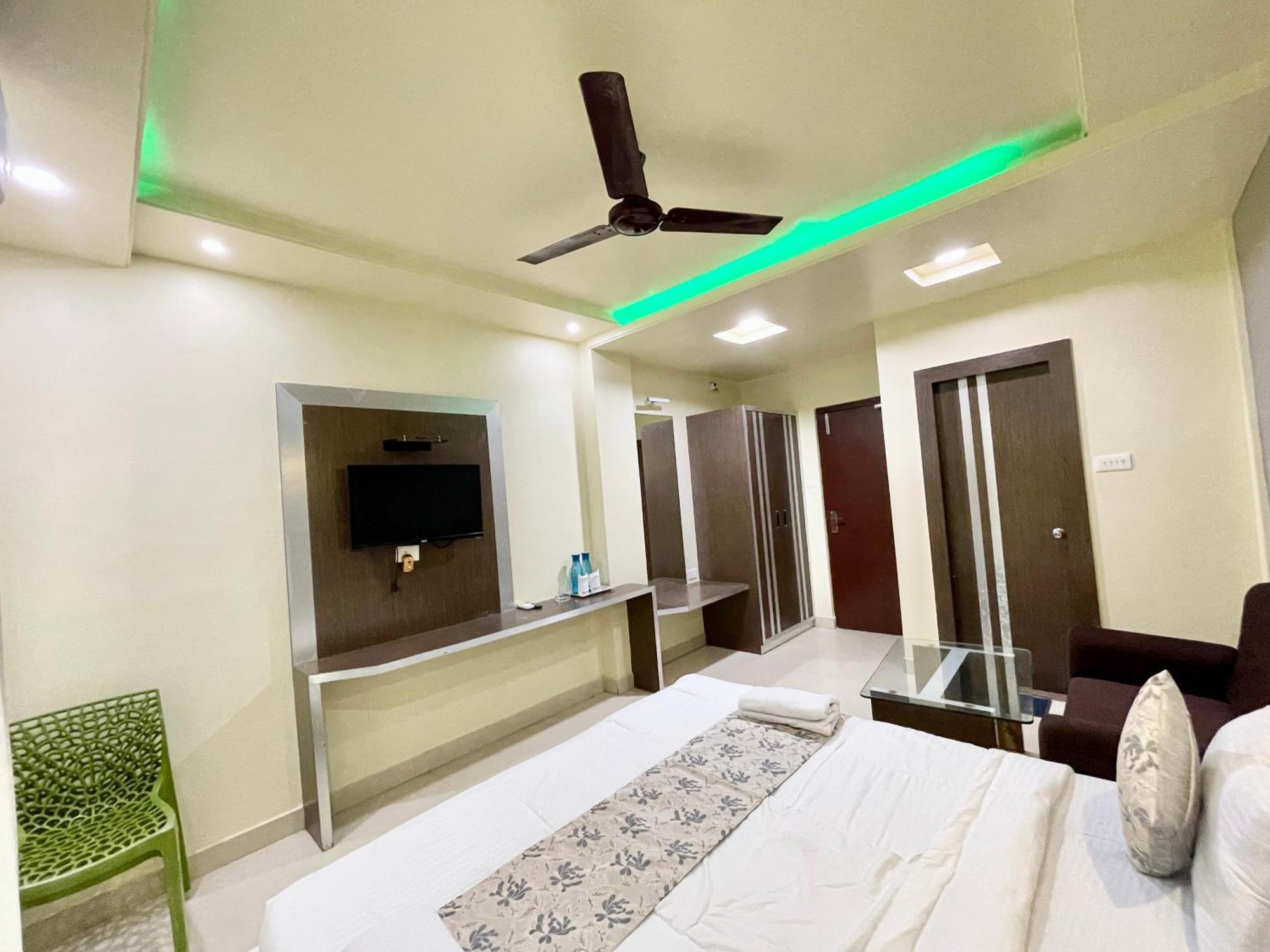 Hotel Trends In Puri Eksteriør bilde